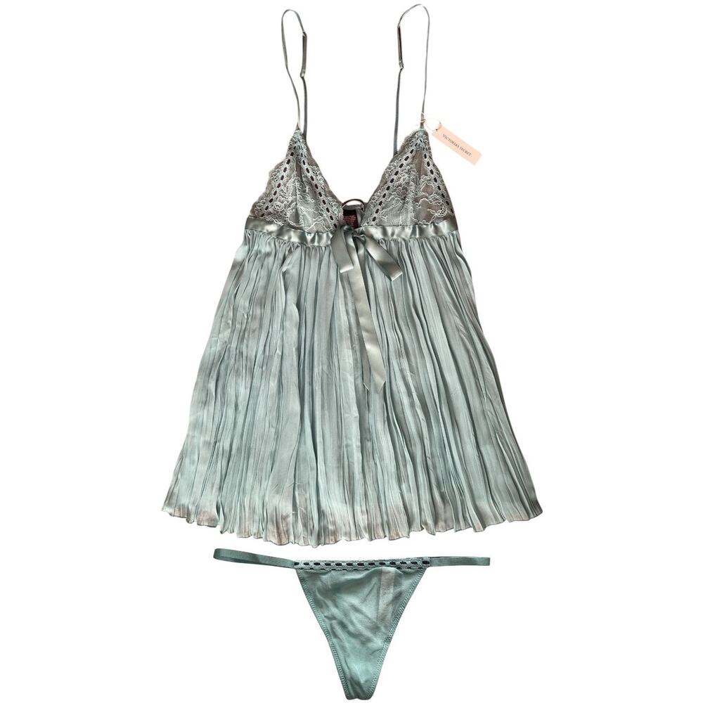 Victoria's Secret Light Green Chemise Set